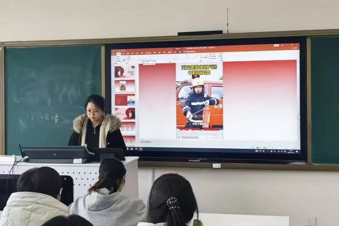 11839