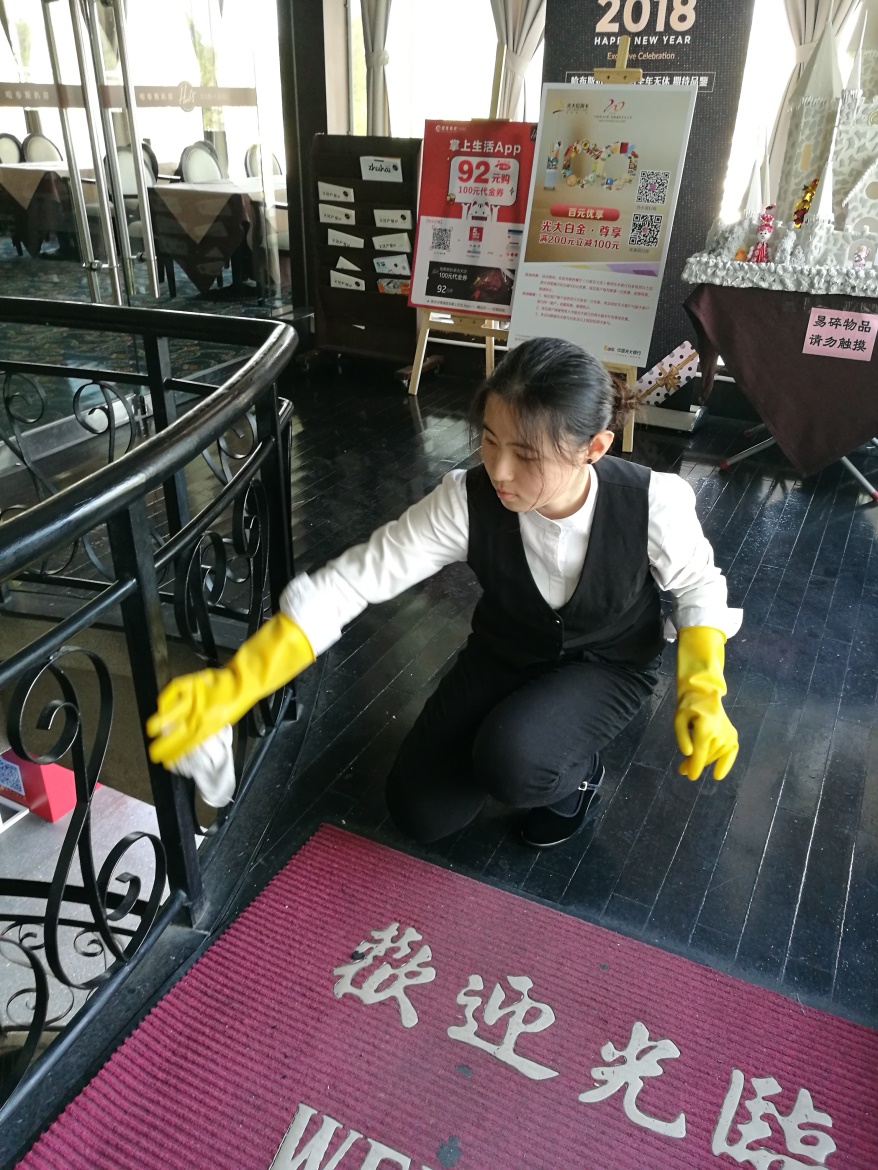 辛佳阳2.jpg
