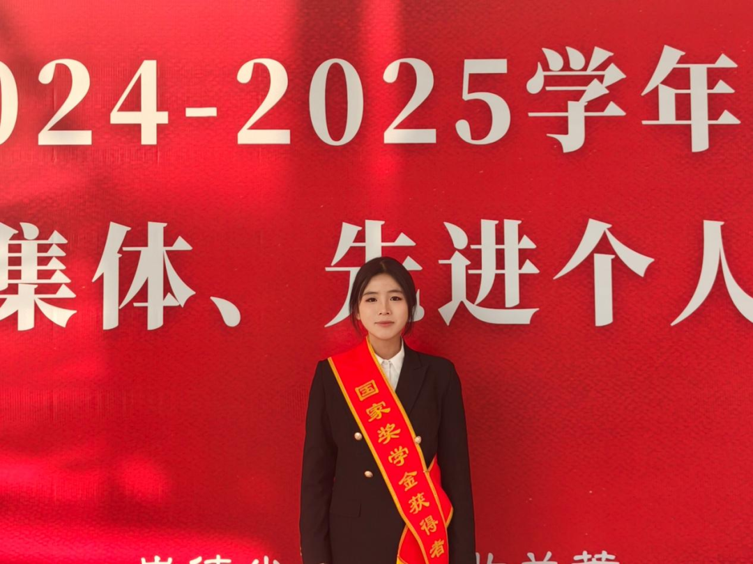 D9732